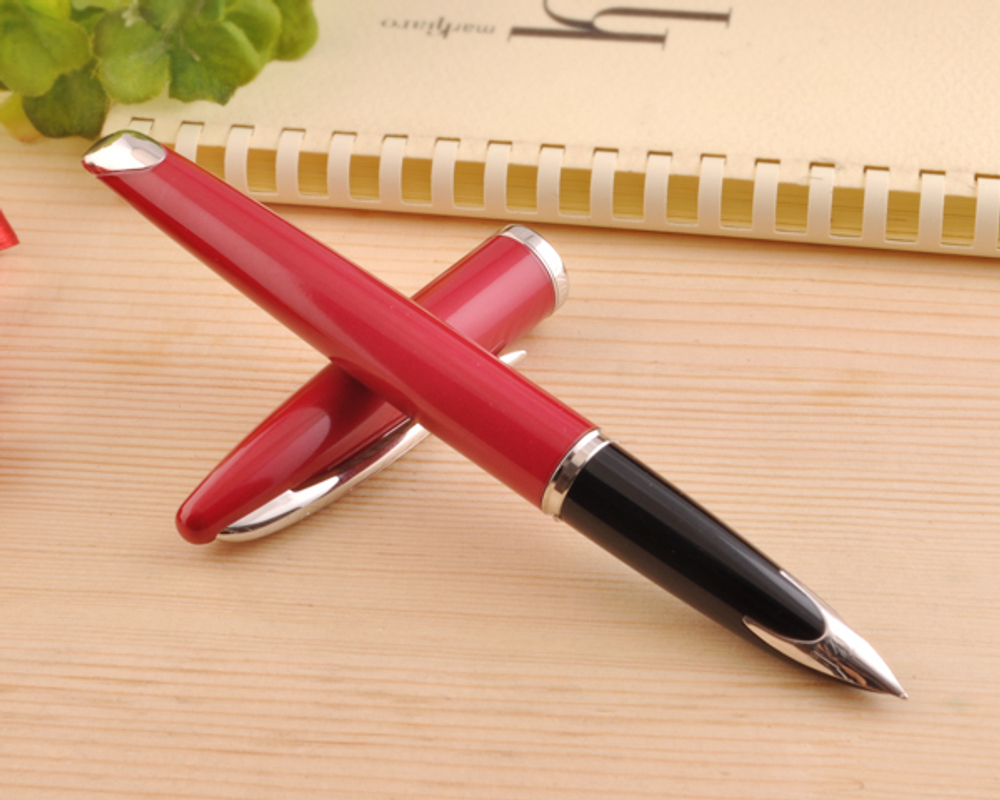 Перьевая ручка Waterman Carene, цвет: Glossy Red Lacquer ST