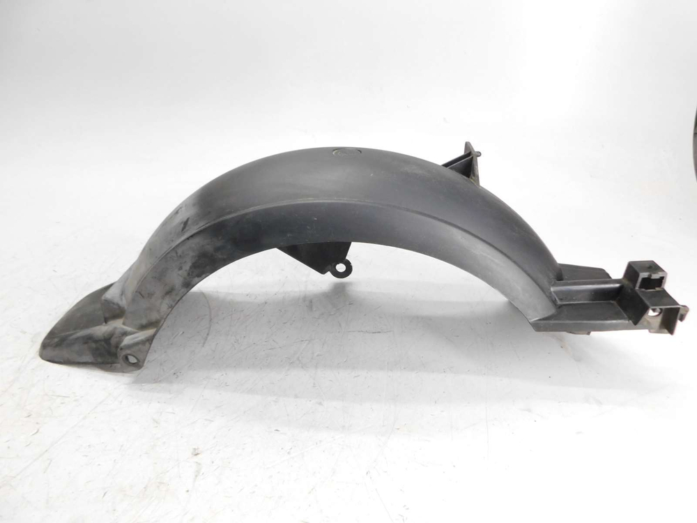 Крыло заднее Yamaha Vox 3B3-F1611-01