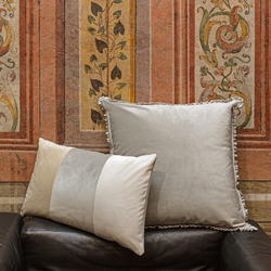 Подушка Fazzini Arcimboldi M (50 х 50 см) Avorio