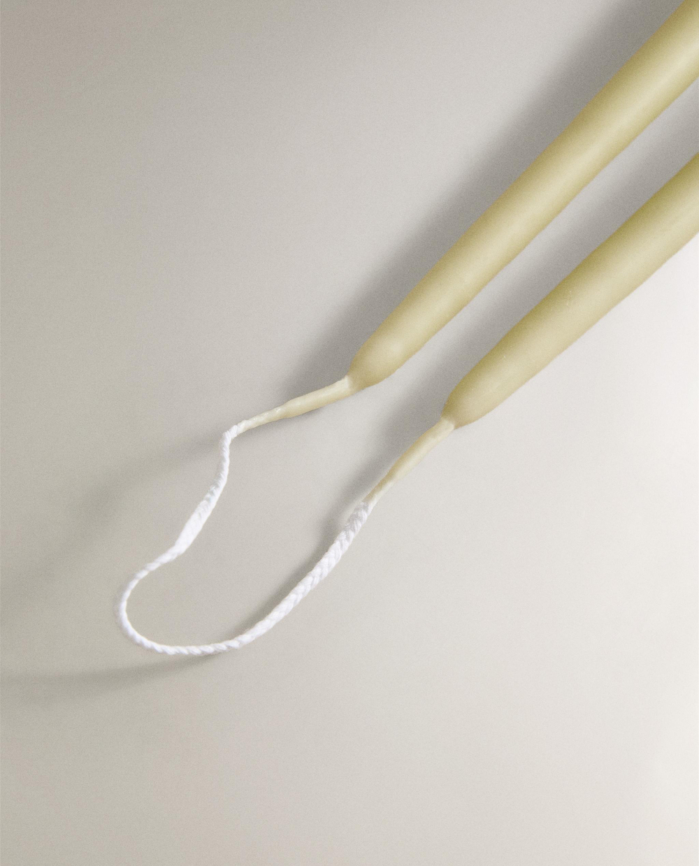 Декоративная свеча Zara Home, 38х2.2 см, 6344/065