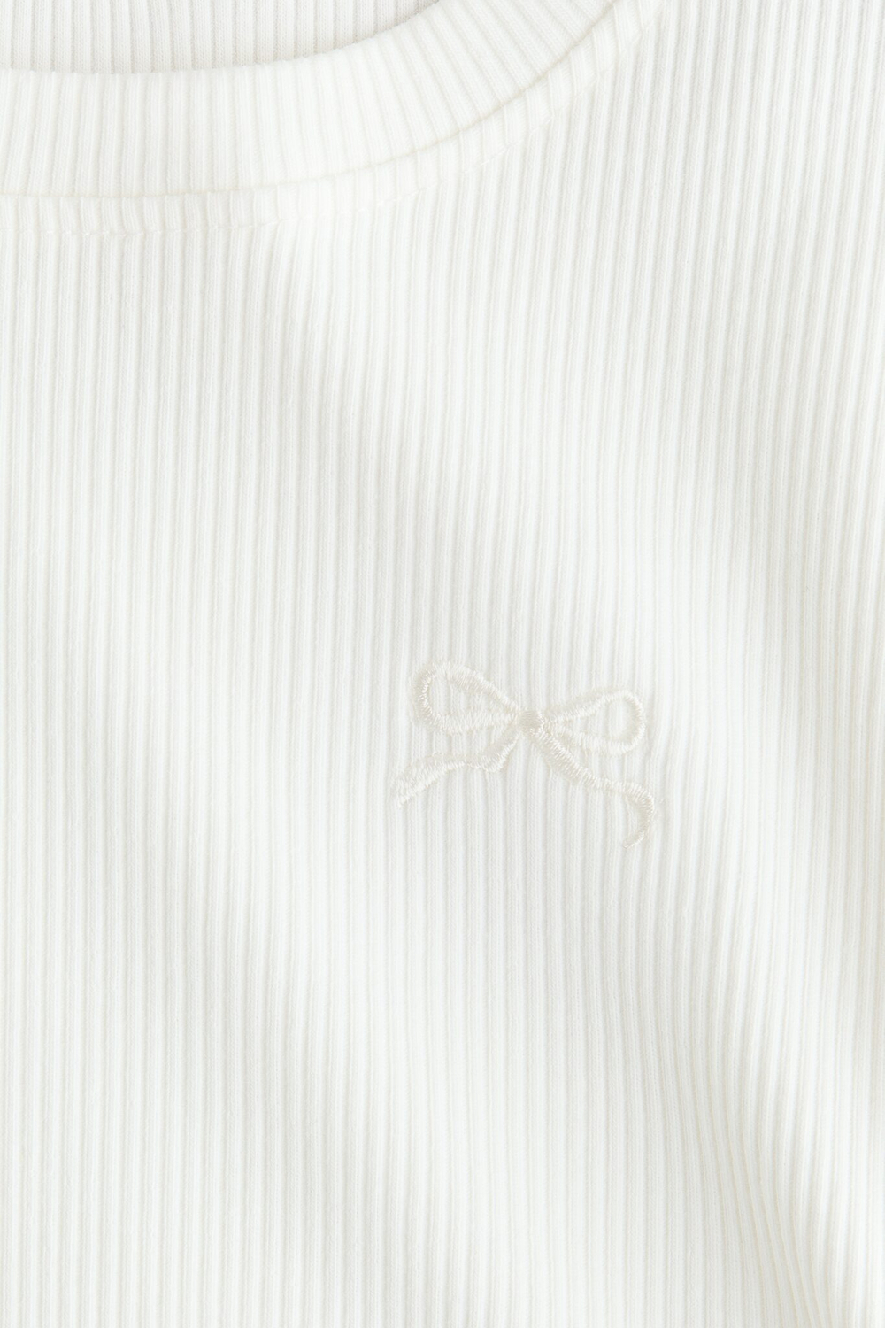 H&M Футболка в рубчик, белый