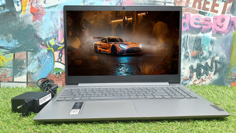 Ноутбук Lenovo i3-10/4Gb/FHD