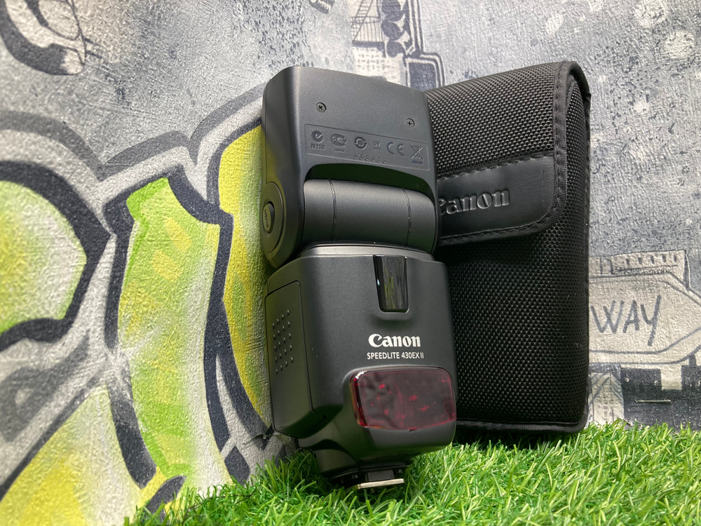 Canon Speedlite 430EX II
