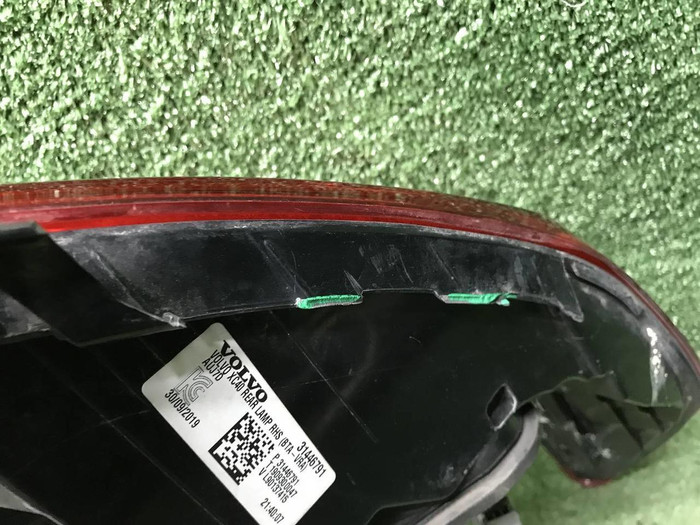 Фонарь правый Volvo XC40 (2017-н.в.)