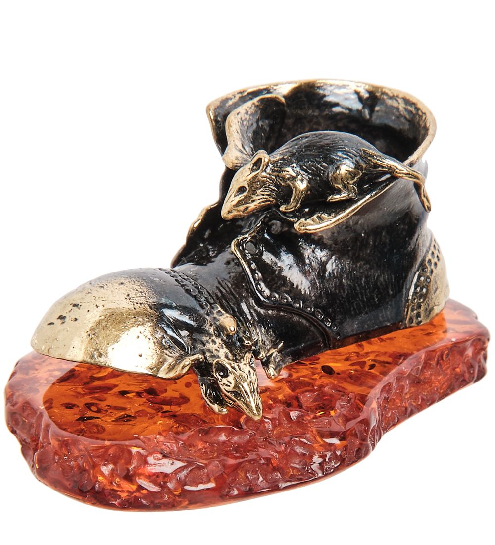 Народные промыслы AM- 186 Фигурка «Старый башмак» (латунь, янтарь)