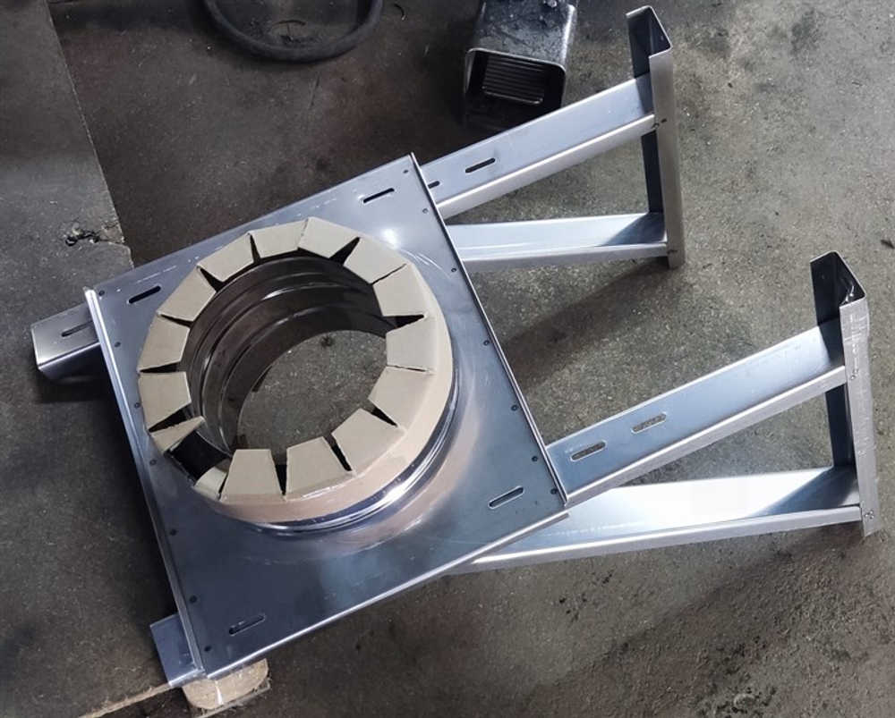 Опора проходная 150/230 мм нерж. (AISI 409-1 мм./430-0,5 мм.), ECOFLUE