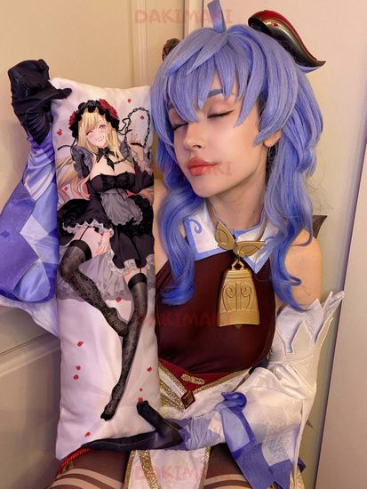 Мини дакимакура Марин Китагава из Эта фарфоровая кукла влюбилась арт. M0971, 60х20 см