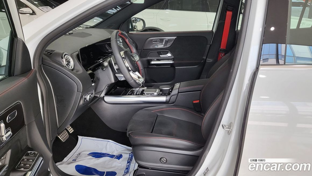 Mercedes-Benz GLA-Class H247 GLA45 AMG 4MATIC+ (12.2022)