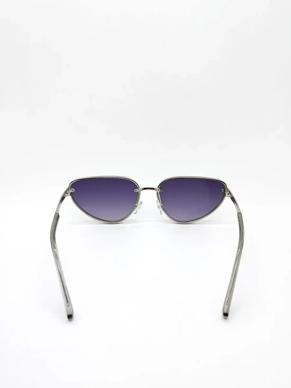 Очки солнцезащитные