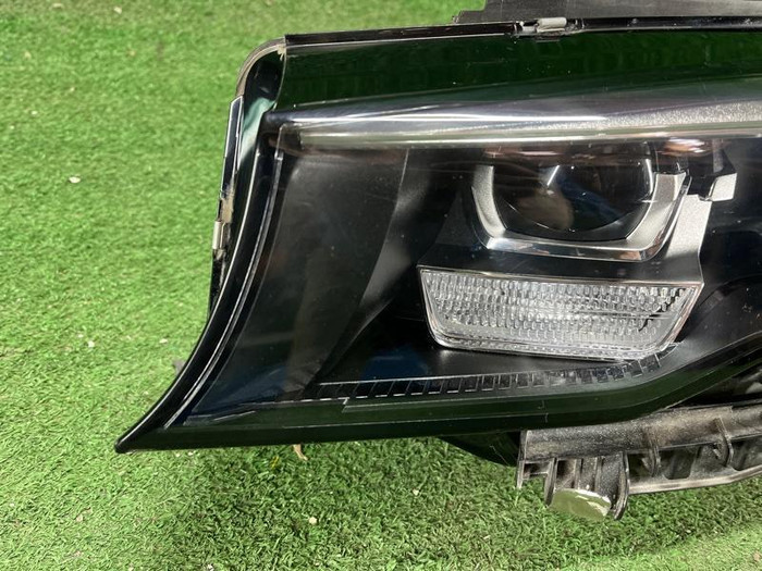Фара левая BMW 3er G20 (2018-2022) LED