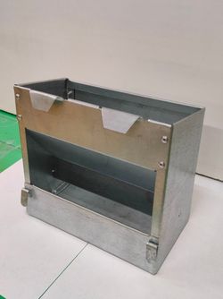 Кормушка бункерная д/кроликов 2 кг (оцинковка)