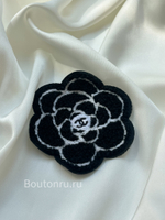 Нашивка Шан. махровая цветок белый с черным 7 см