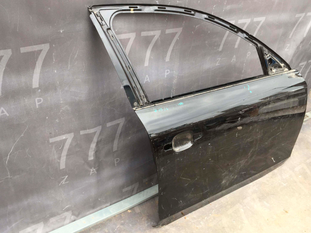 Дверь передняя правая Audi A4 (B8)  Б/У Оригинал 8K0831052J