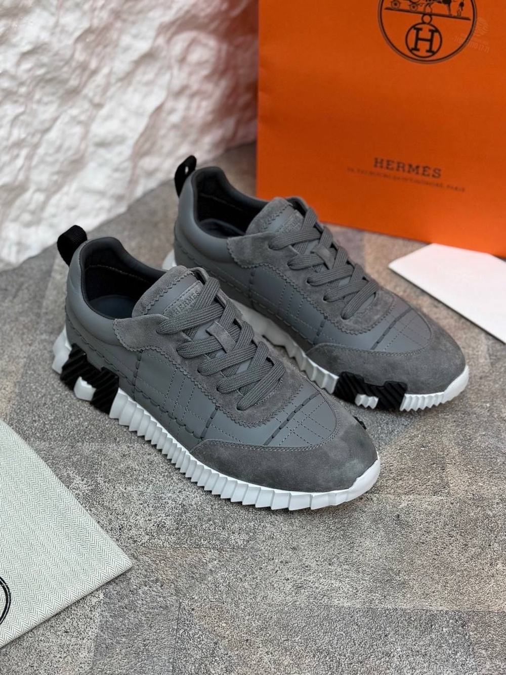 Кроссовки Hermes