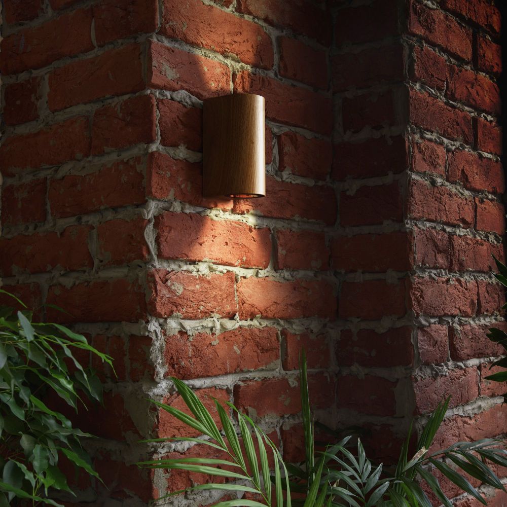 UUL-P52A 2х6W-GU10 IP65 PINE Светильник уличный. под две лампы GU10. Архитектурный накладной. Цвет корпуса сосна. TM Uniel