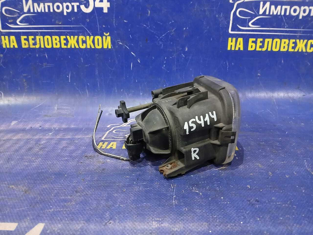 Туманка правая SUBARU LEGACY 2003-2006