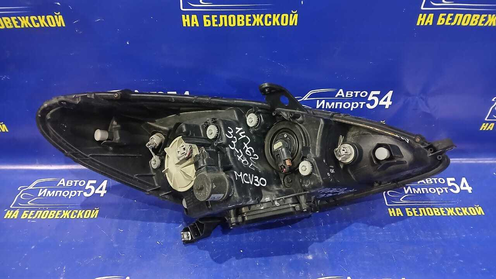Фара передняя левая TOYOTA WINDOM 2001-2004
