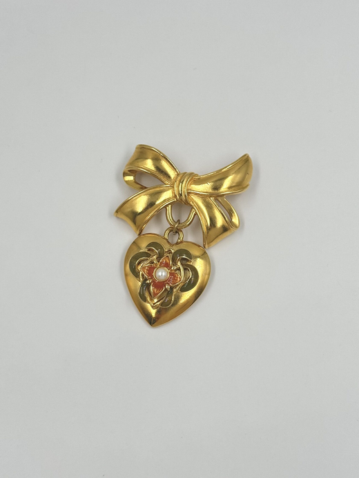 Брошь с подвеской Сердце