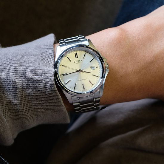 Наручные часы Casio MTP-1183A-7ADF