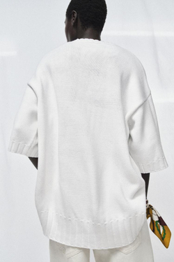 ZARA СВИТЕР С КОРОТКИМИ РУКАВАМИ И АСИММЕТРИЧНЫМ НИЗОМ, ЭКРЮ