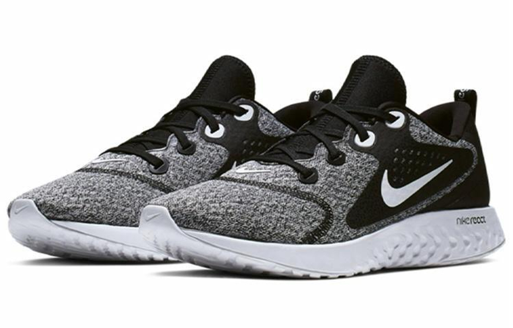 Кроссовки Nike Legend React 1