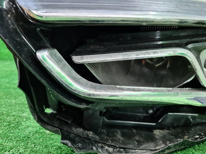 Битая Фара левая Mercedes GLA H247 (2020-2023) LED