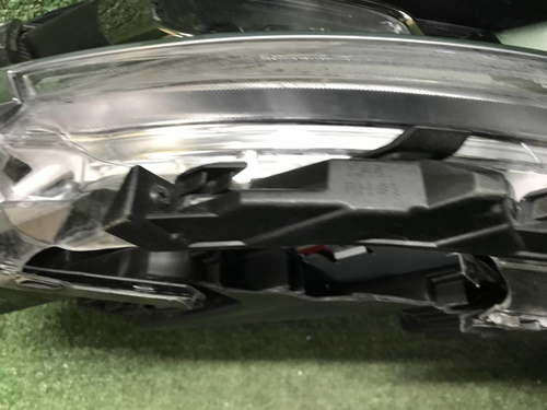 Фара правая Kia Carnival 4 (2020-2023) LED
