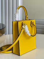 Louis Vuitton Petit Sac Plat
