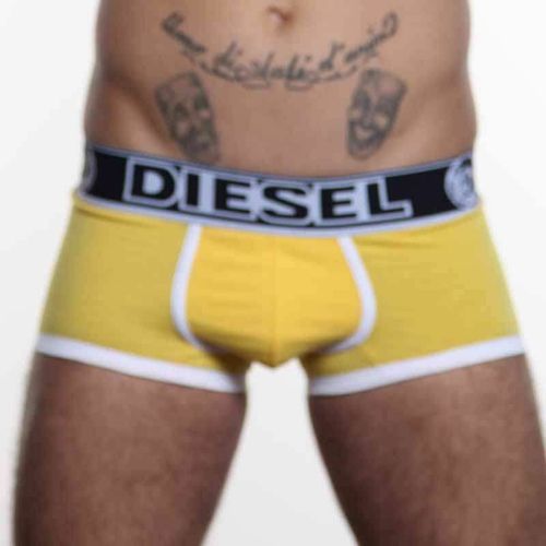 Мужские трусы боксеры желтые Diesel Only the Brave Yellow Boxer