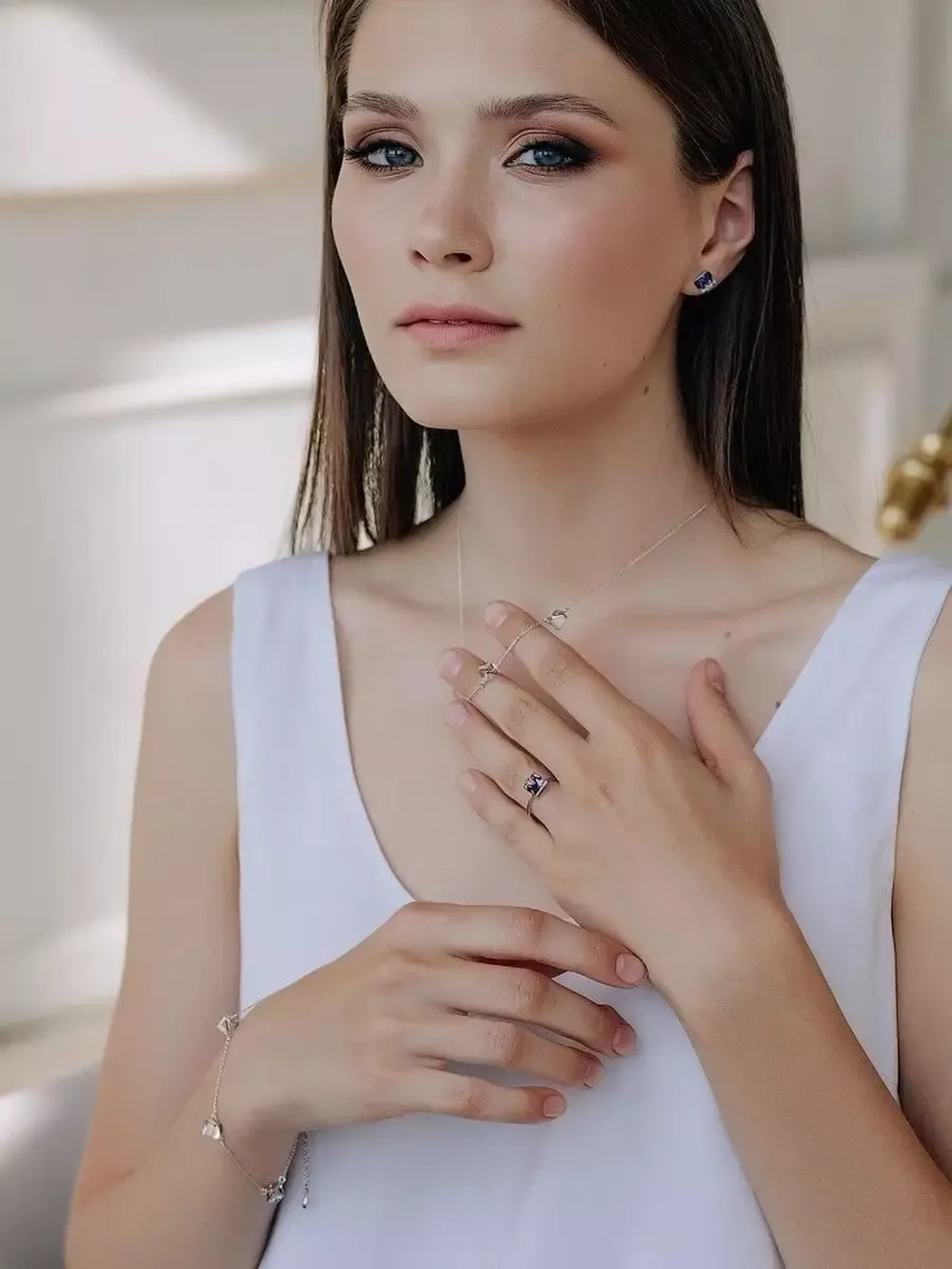 Колье Миражи с фиолетовыми кристаллами-хамелеонами Swarovski
