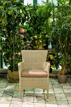 Плетеное кресло AROMA светло-коричневое