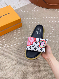 Louis Vuitton Pool Pillow Flat Comfort Mule