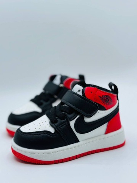Детские кроссовочки Nike Air Jordan Kids