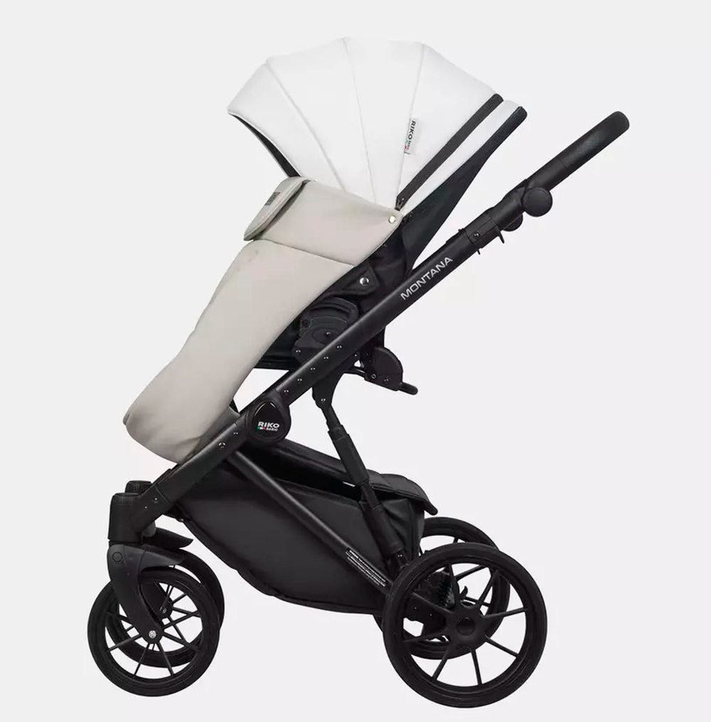 Детская коляска Riko Basic Montana Ecco 3 в 1 32 White-Light Silver