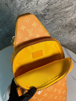 Сумка-слинг Burberry