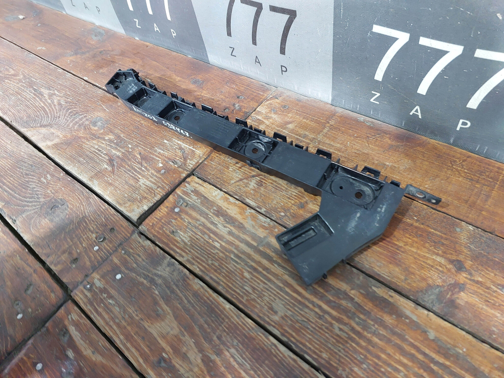 Кронштейн заднего бампера Chery Arrizo 8 22-нв Б/У Оригинал 602001458AA