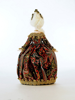 Кукла-шкатулка коллекционная фарфоровая Дама в костюме 18 века