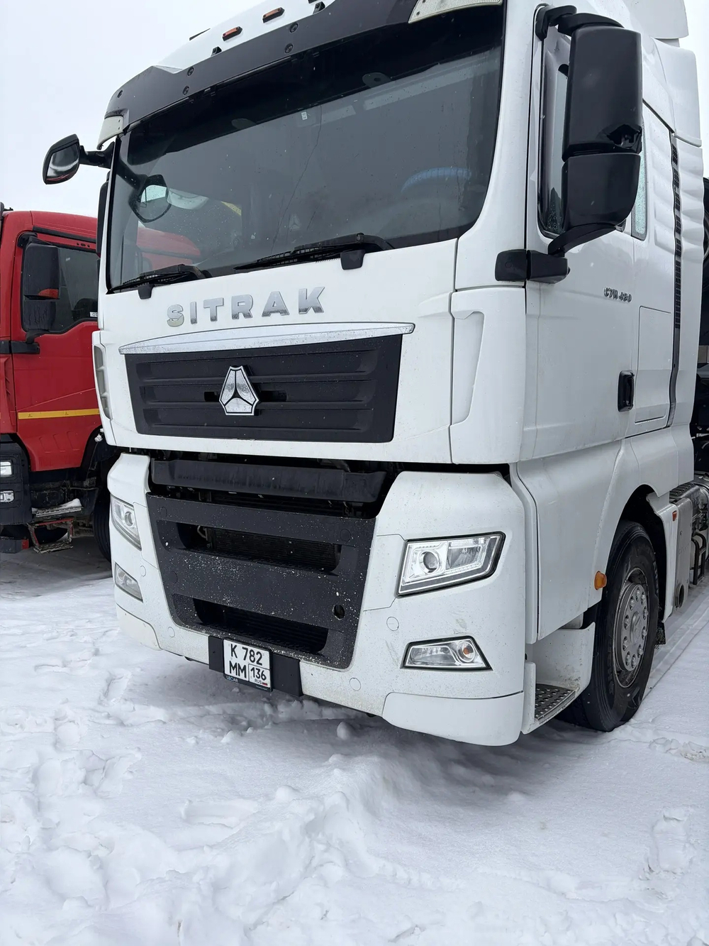 SITRAK C7H 4x2 Седельный тягач ZZ4186V391HE (Дизельный, 12,4 л, 480 л.с., AT)