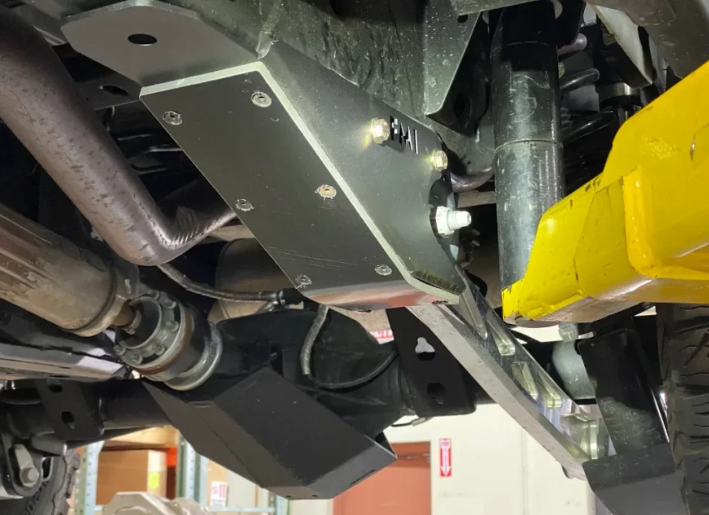 Защита рамы и крепления нижних рычагов с HDPE-накладкой для Ford Bronco Raptor 2022+ Бронко Раптор