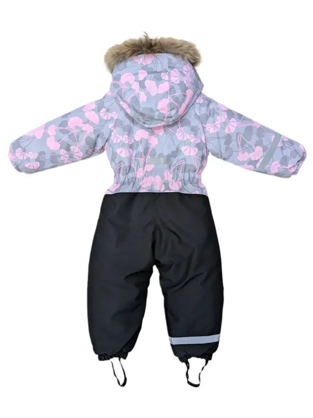 Комбинезон зимний для девочки.