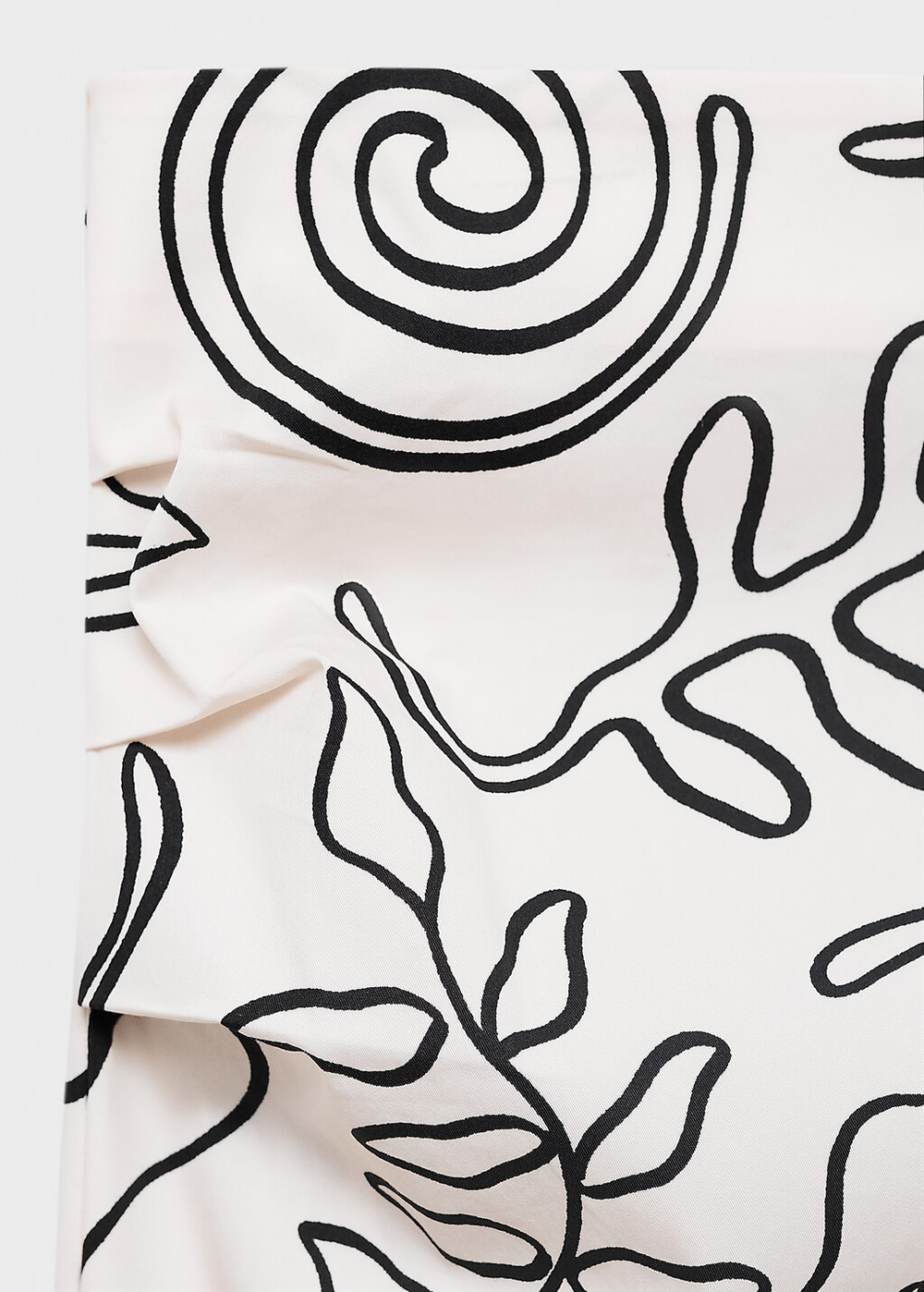 Длинная юбка с принтом и разрезом