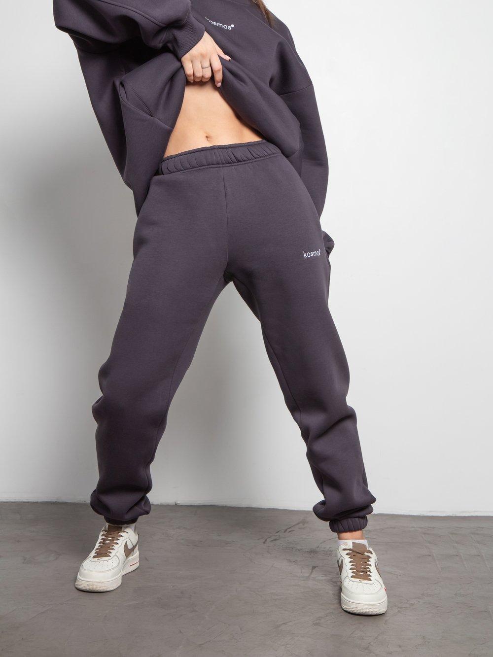 Брюки джоггеры женские графит с начесом