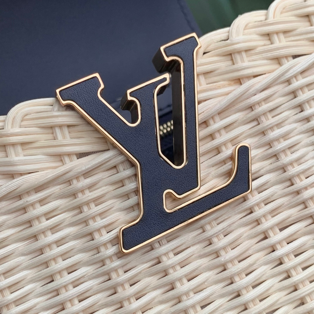 Louis Vuitton Capucines Mini