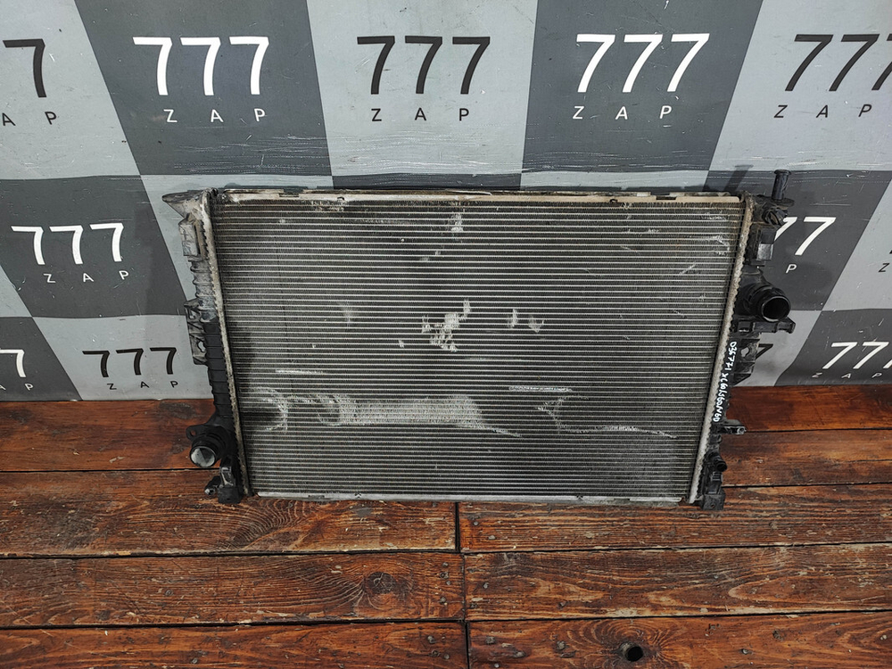 Радиатор двигателя Volvo XC70 2 07-16 Б/У Оригинал 31368361