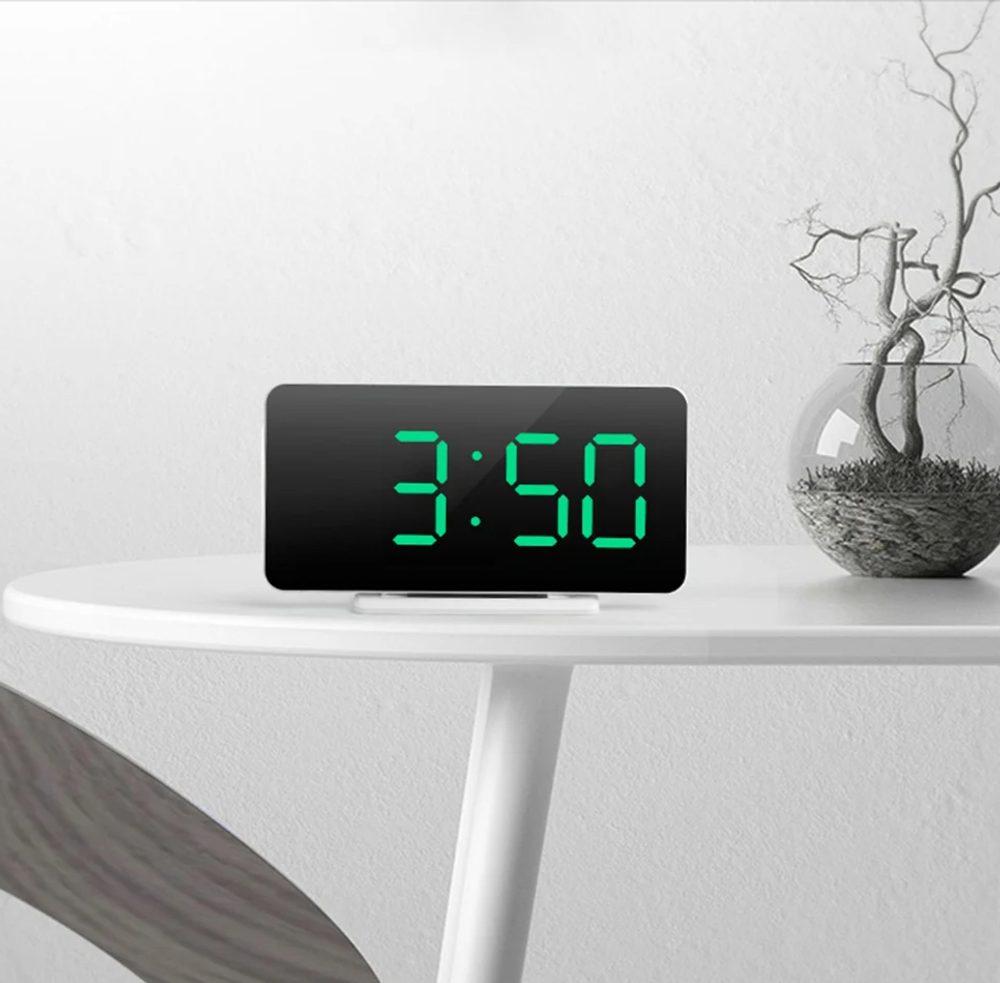 Часы светодиодные Космос X002 Зеленое свечение