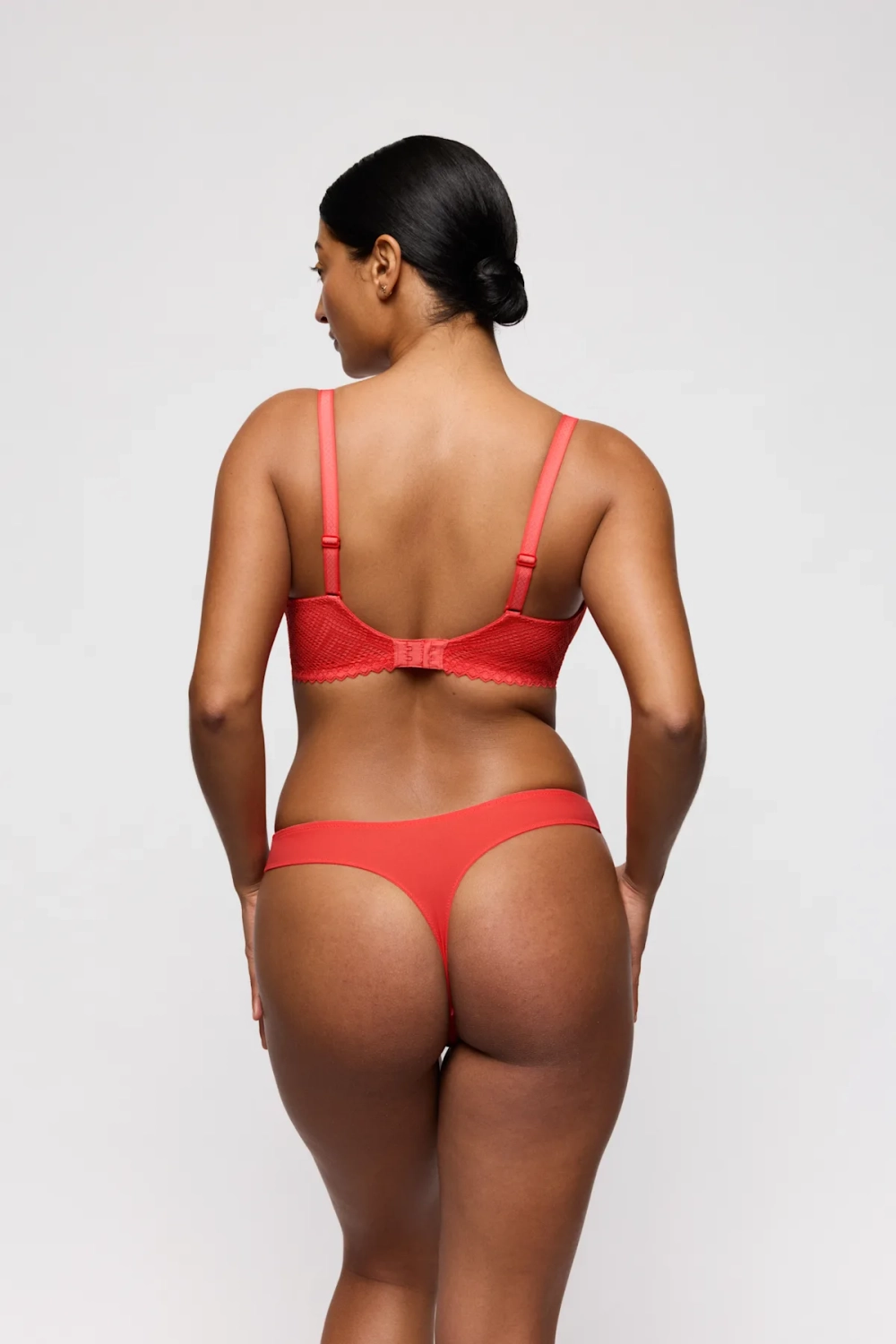 PRIMADONNA Twist Grace Bay Трусы стринги, коралловый