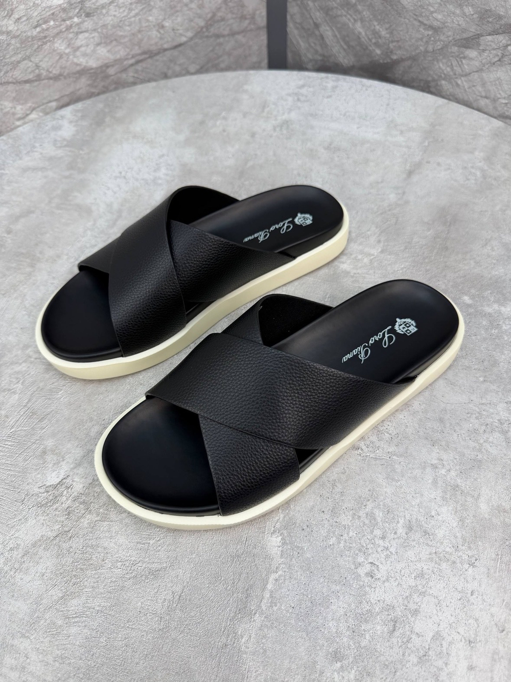 Шлепанцы Loro Piana