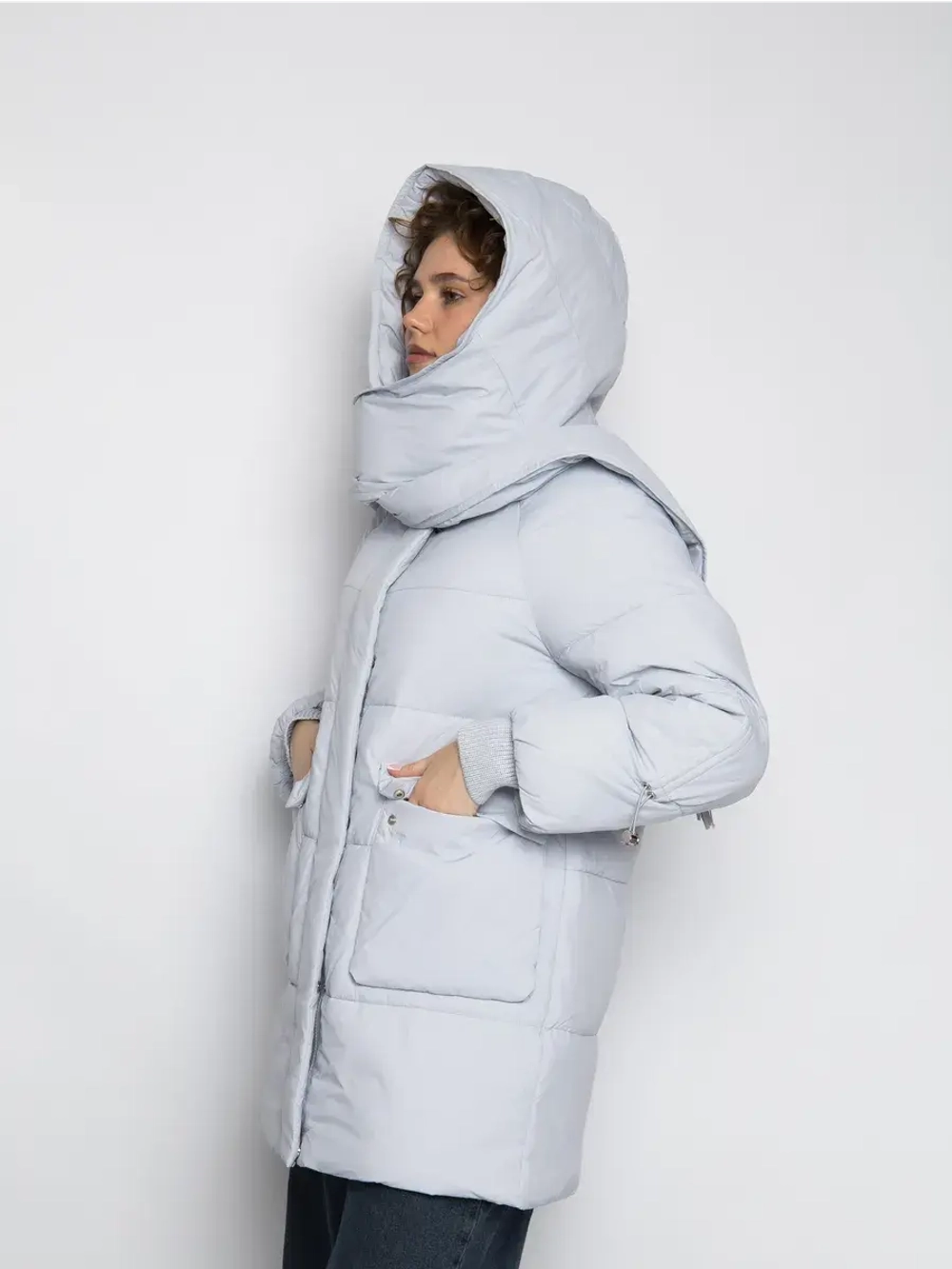 Куртка зимняя удлиненная с капюшоном