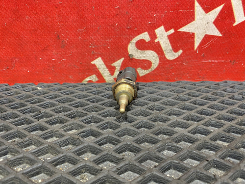 Датчик температуры охлаждающей жидкости 2018г