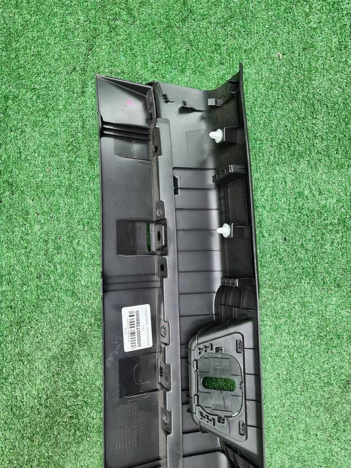 Кожух замка багажника Changan Uni-T (2020-н.в.)